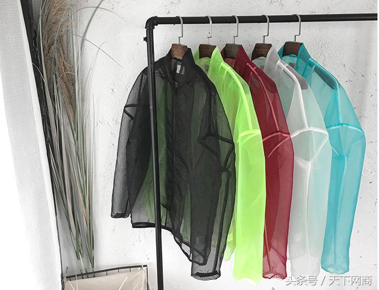 在理发店里玩试穿走秀，这家淘宝店想营造出怎样的差异化体验？