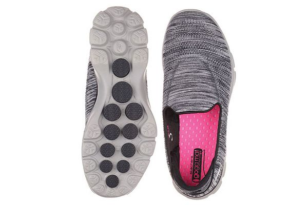 母亲节好礼软底透气妈妈健步鞋,母亲节送妈妈一双舒服鞋