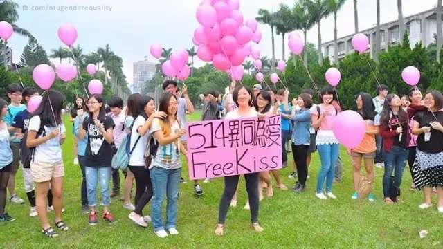 室友喜欢上我喜欢的人,室友喜欢我但我是男的