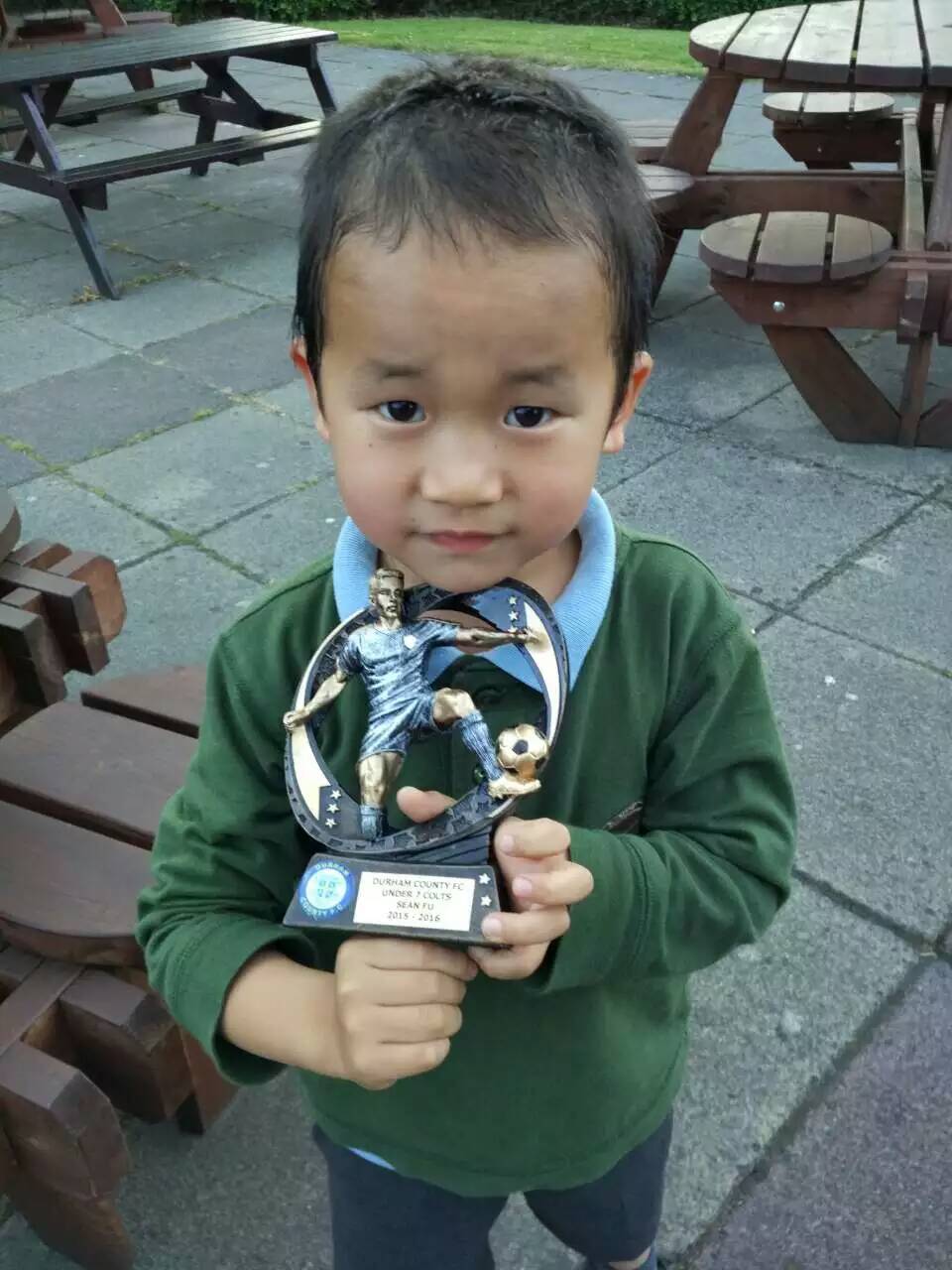 一个中国孩子的奋斗之路,一个中国人的奋斗史