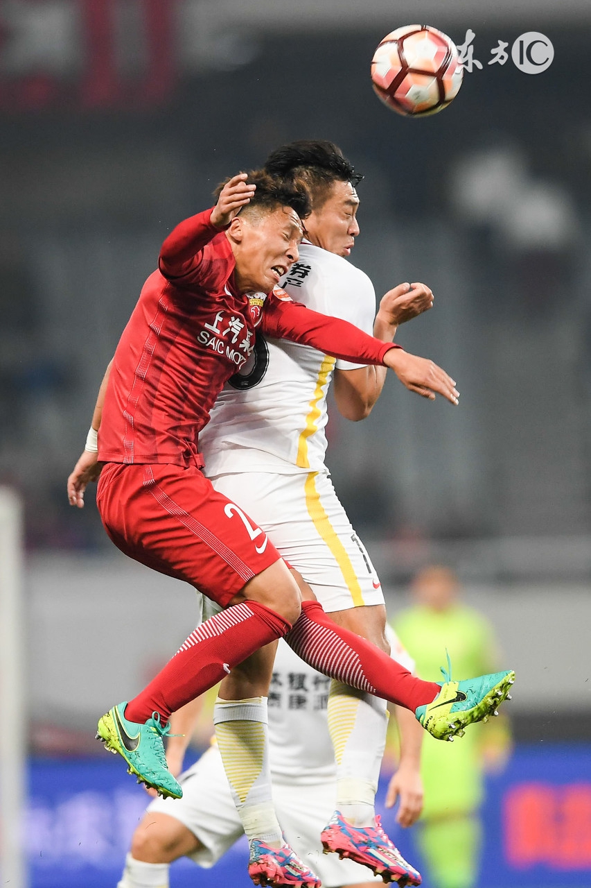 他们4个都是93年出生，如今成了上港队的主力