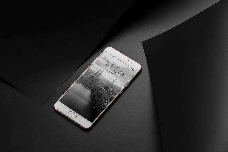 花40元做了个假*纹膜指**，解锁了华为却没奈何了这两台手机！