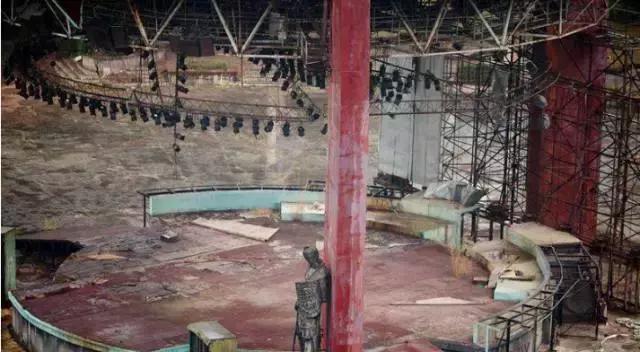 广州的一座荒废的商场,广州消失的城中城