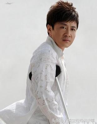 明星没有成名之前做什么工作,明星成名之前的工作