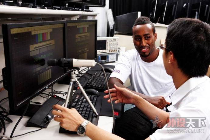 玩csgo显示器应该怎么选,csgo游戏对显示器有要求吗