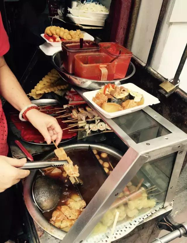 广州的一座荒废的商场,广州消失的城中城