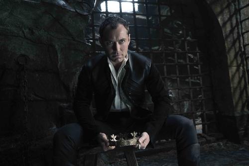 亚瑟王与狮子王,亚瑟王斗兽争霸几个小时