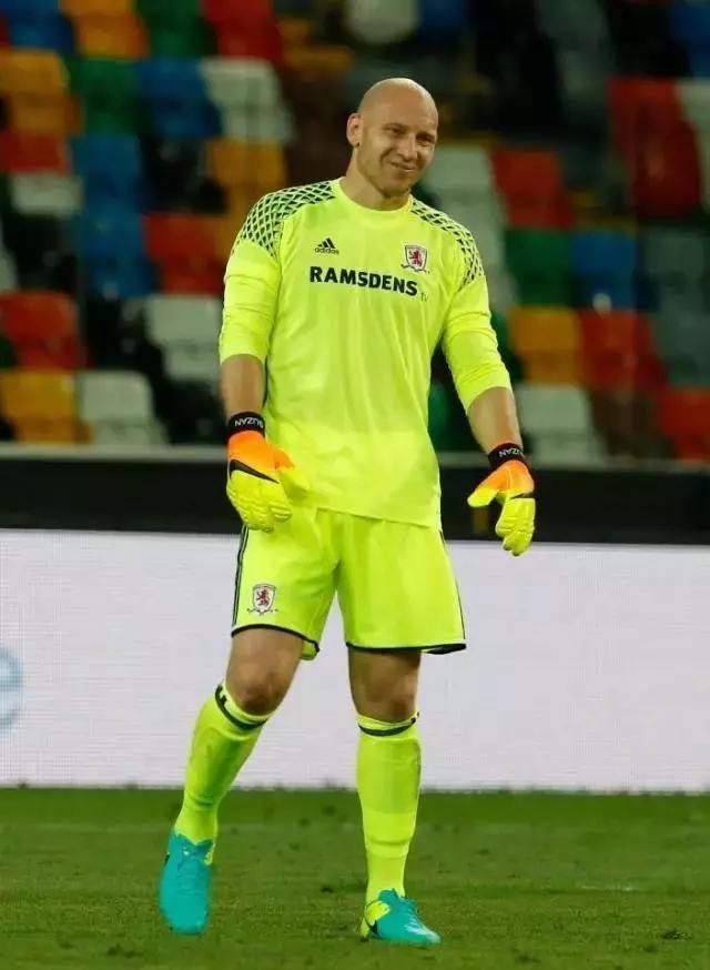 他们都穿什么球鞋,他们都穿什么鞋