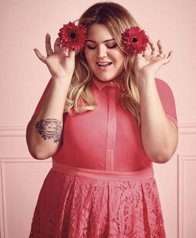 避开这些穿搭雷区，200斤胖MM！看起来像120斤？我是服了