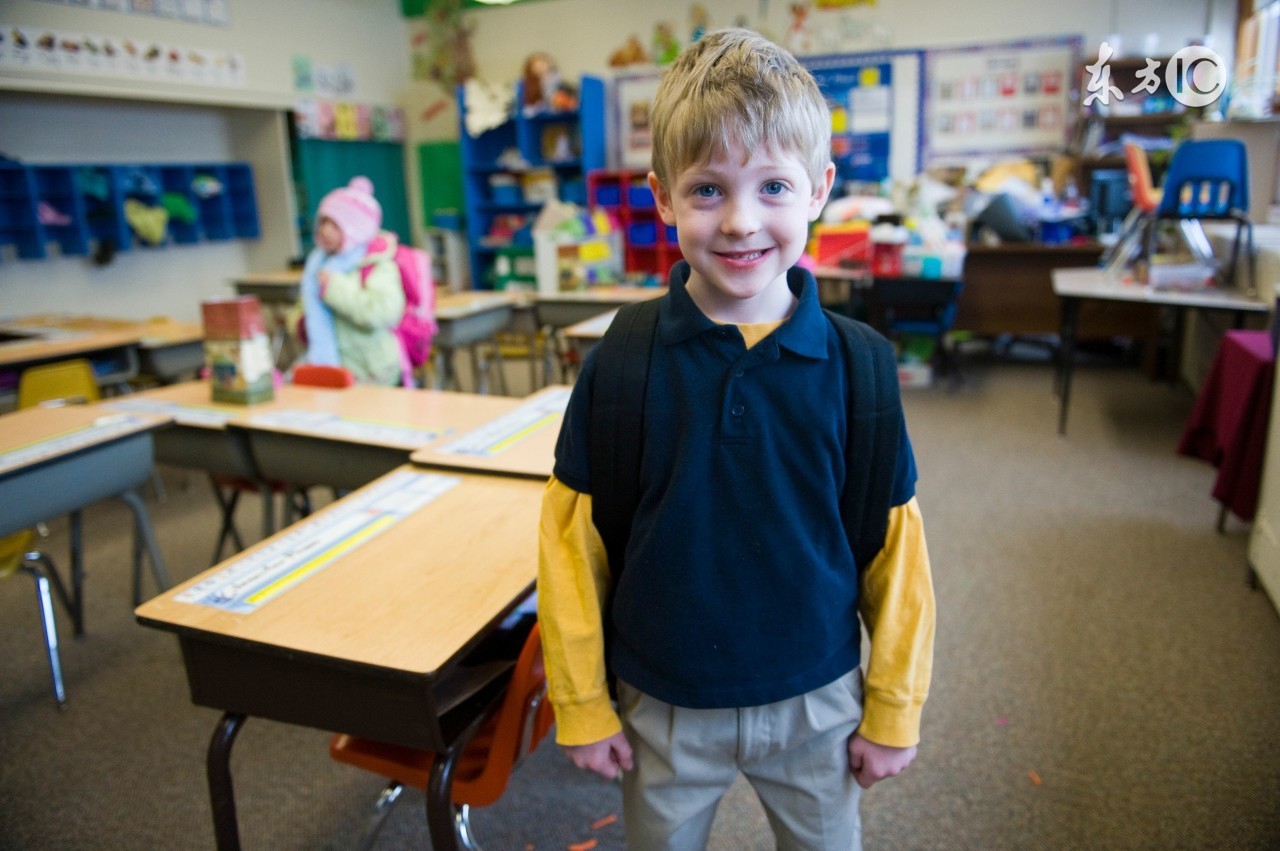 孩子被同学骂聪明的妈妈这样教育,孩子被老师批评了家长应该怎么做