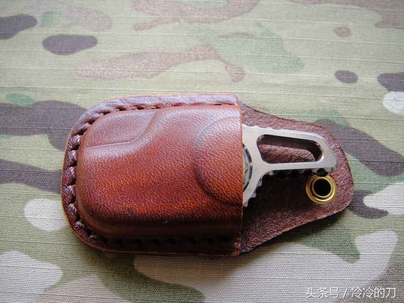 炫彩钛合金指尖陀螺,精致小巧炫酷指尖陀螺