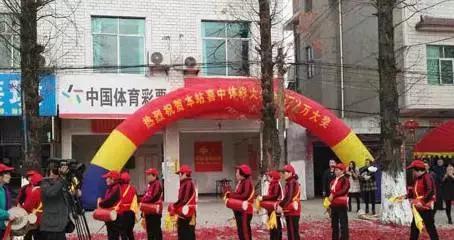 大乐透中奖海南彩民,大乐透2019年82期彩民中奖票面
