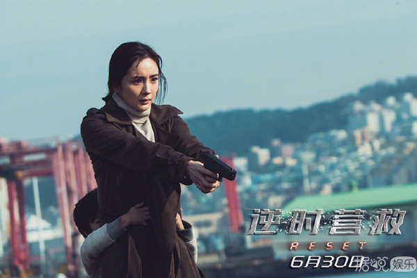 杨幂获奖感言谈被黑,杨幂获影后含金量遭质疑