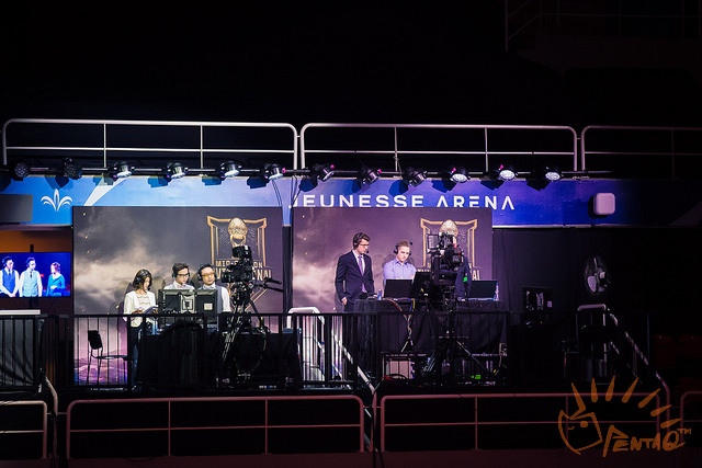 2018msi季中赛小组赛完整比赛,2017msi季中赛半决赛集锦