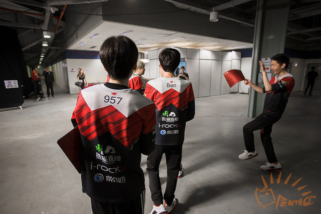 2018msi季中赛小组赛完整比赛,2017msi季中赛半决赛集锦