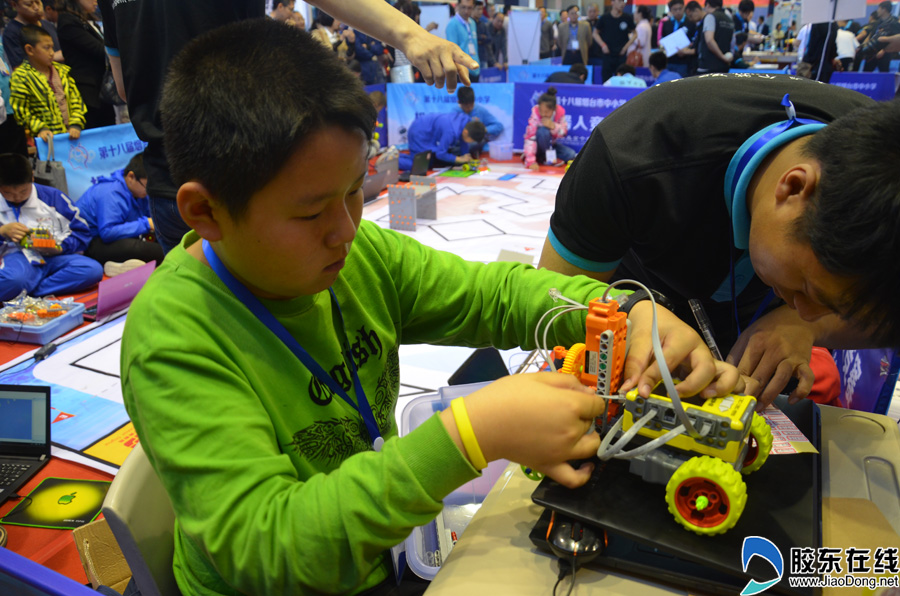 创新vs地球,机器人大战中国青少年