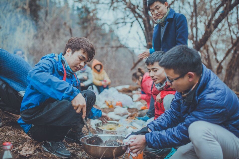 成体背包客带起包子重回甲尔猛措