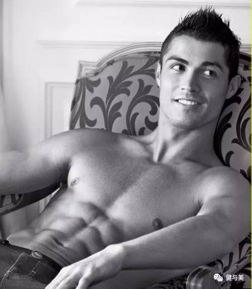 足坛肌肉男,足球肌肉男c罗