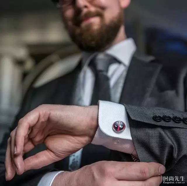 时尚经典袖扣,简约又大气的袖扣第5种