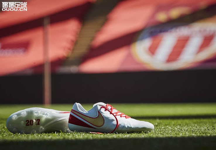 耐克球鞋纳达尔系列,hypervenom耐克