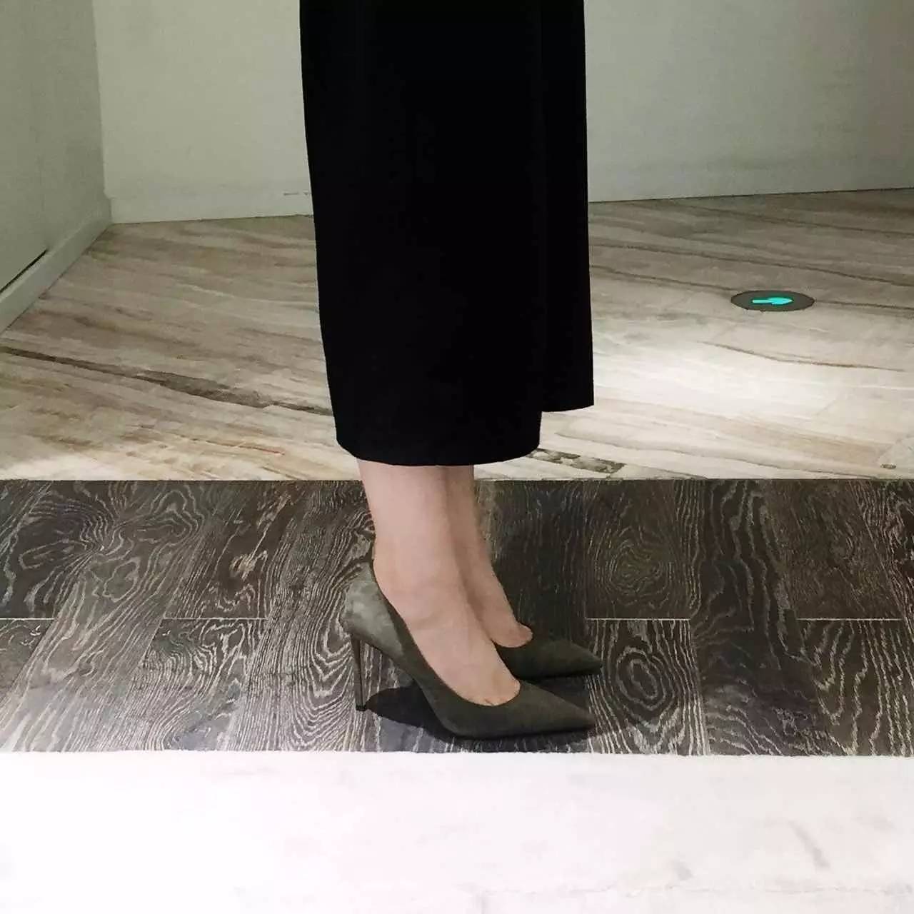 时尚尖头鞋让你变美丽,最迷人的小尖头鞋