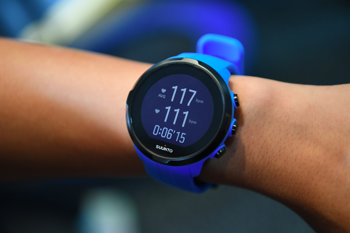 suuntospartan全黑钛,运动腕表suunto5