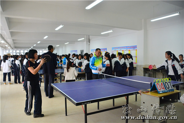 独山六中艺术节,独山一中体育节