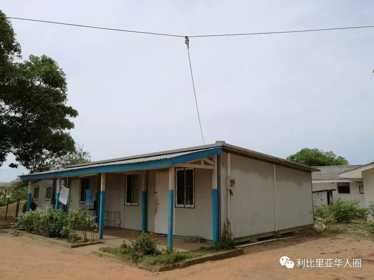 从你的全世界路过小说,格林威尔防暴队营区