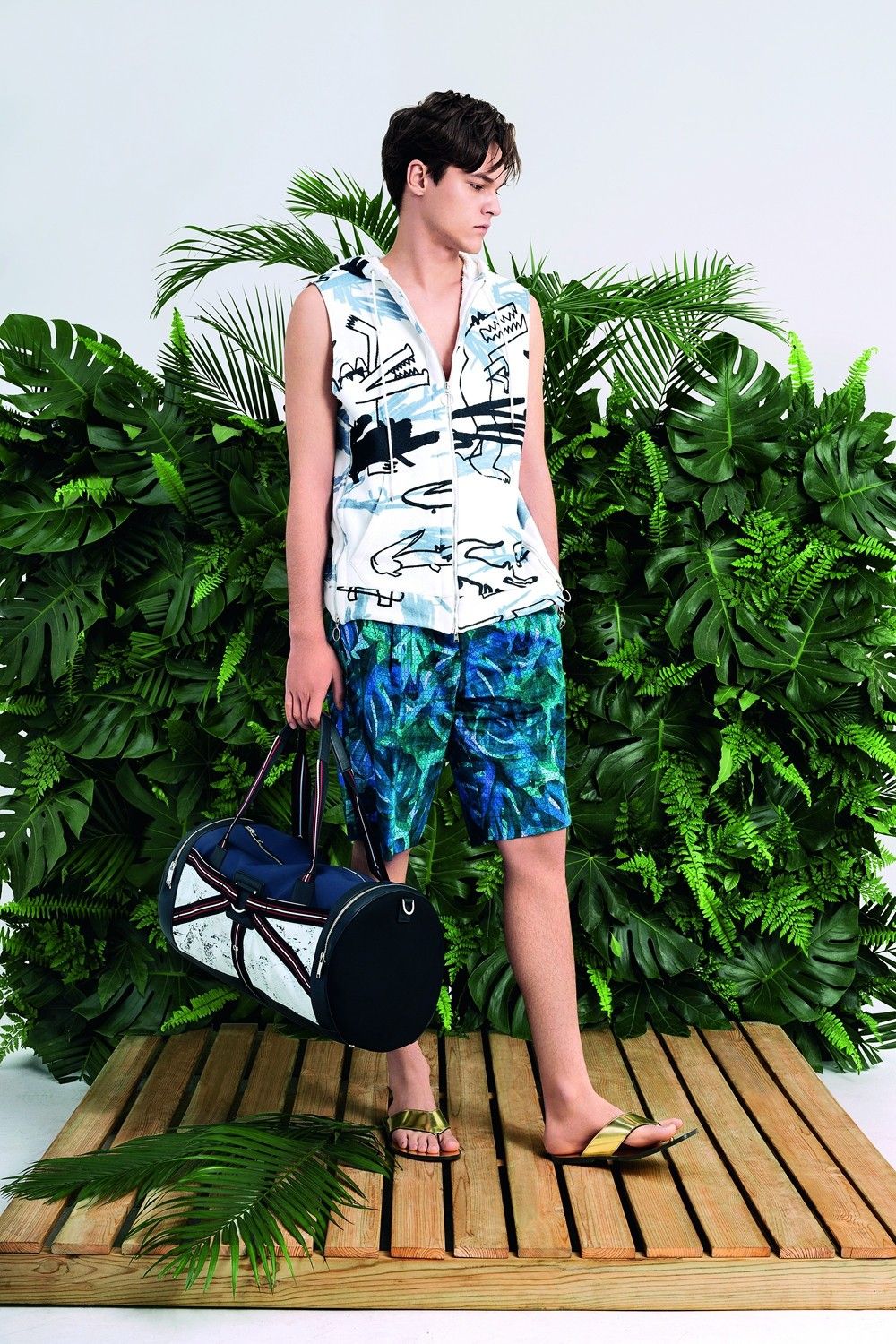 短裤一般大多少合适,牛仔短裤太短了怎么加长好看