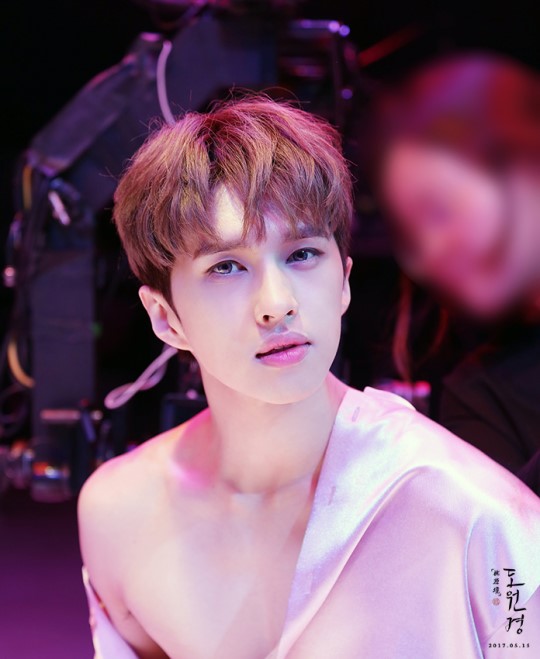 「VIXX」「盘点」170517名！不！虚！传！美丽温暖且神秘莫测的《桃源境》MV拍摄现场