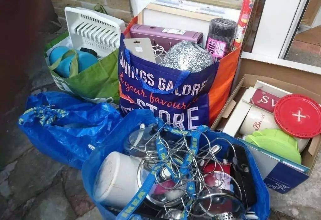 0.99PK2145美元！你最熟悉的宜家大蓝包出了巴黎世家同款