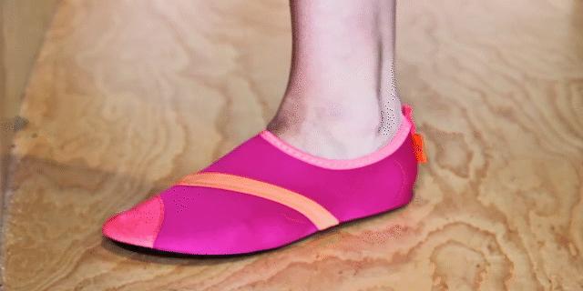 踩水速干跑步鞋,阿迪耐克袜子鞋