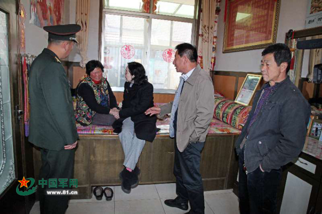 母亲都是伟大的无可替代的,母亲很伟大但有些人不配当母亲