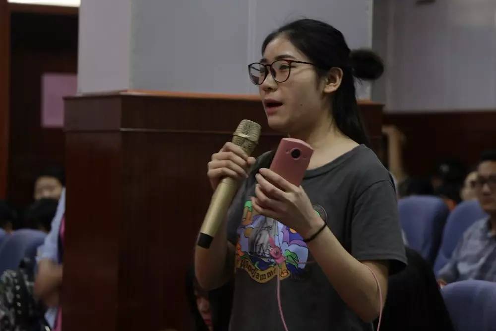 二酉讲坛｜建设书香校园，跃文开坛布道