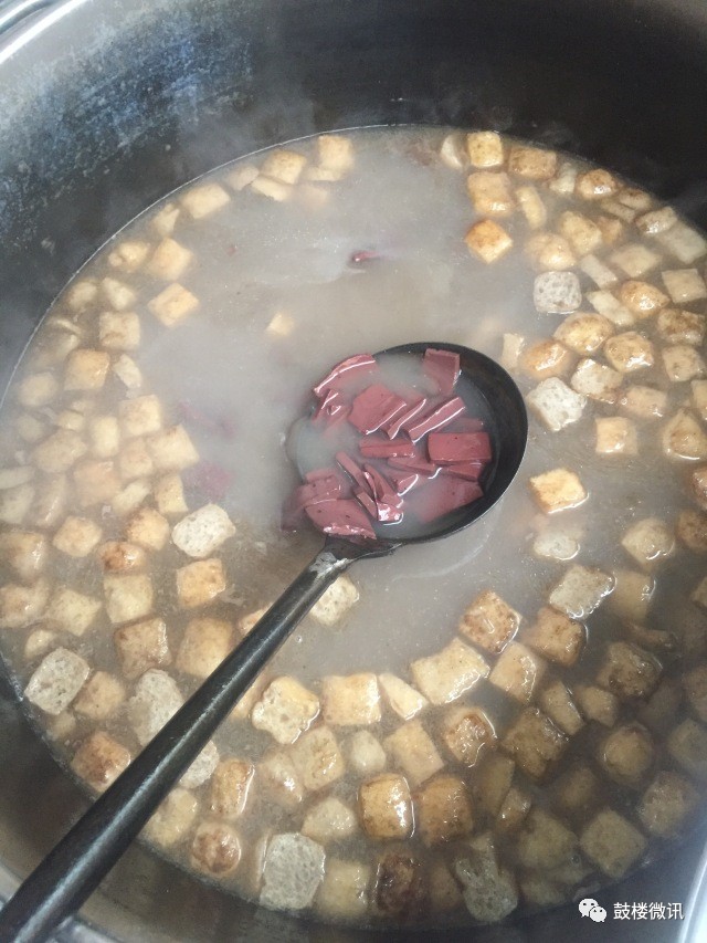 鼓楼美食街有什么好吃的,鼓楼美食一条街西安