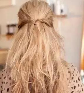 法式慵懒鱼尾辫,法式辫子麻花公主头