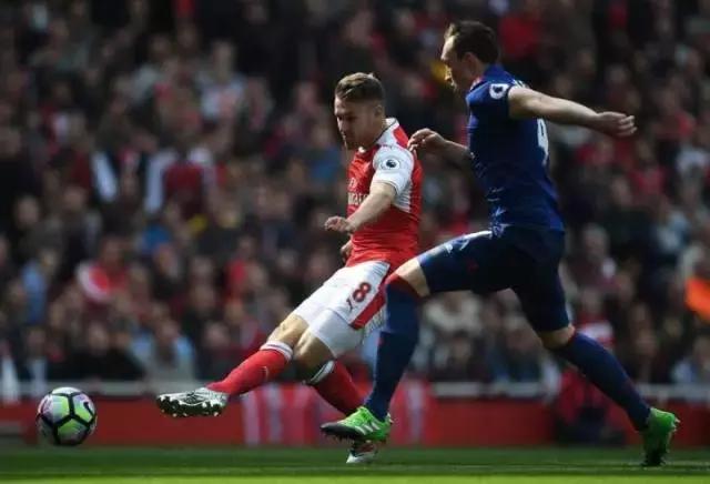 他们都穿什么球鞋,他们都穿什么鞋