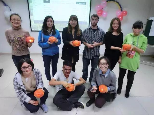 在中英国际班学习三年的他们，即将进击英国！