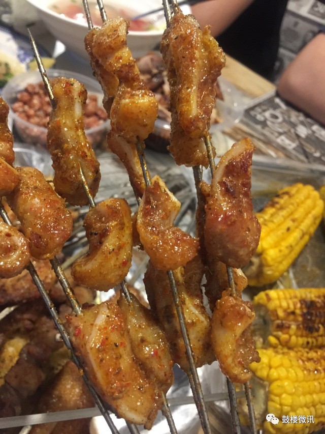 鼓楼美食街有什么好吃的,鼓楼美食一条街西安