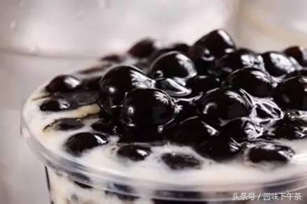 吸珍珠奶茶里的珍珠很危险,珍珠奶茶里的珍珠会卡在气管上吗