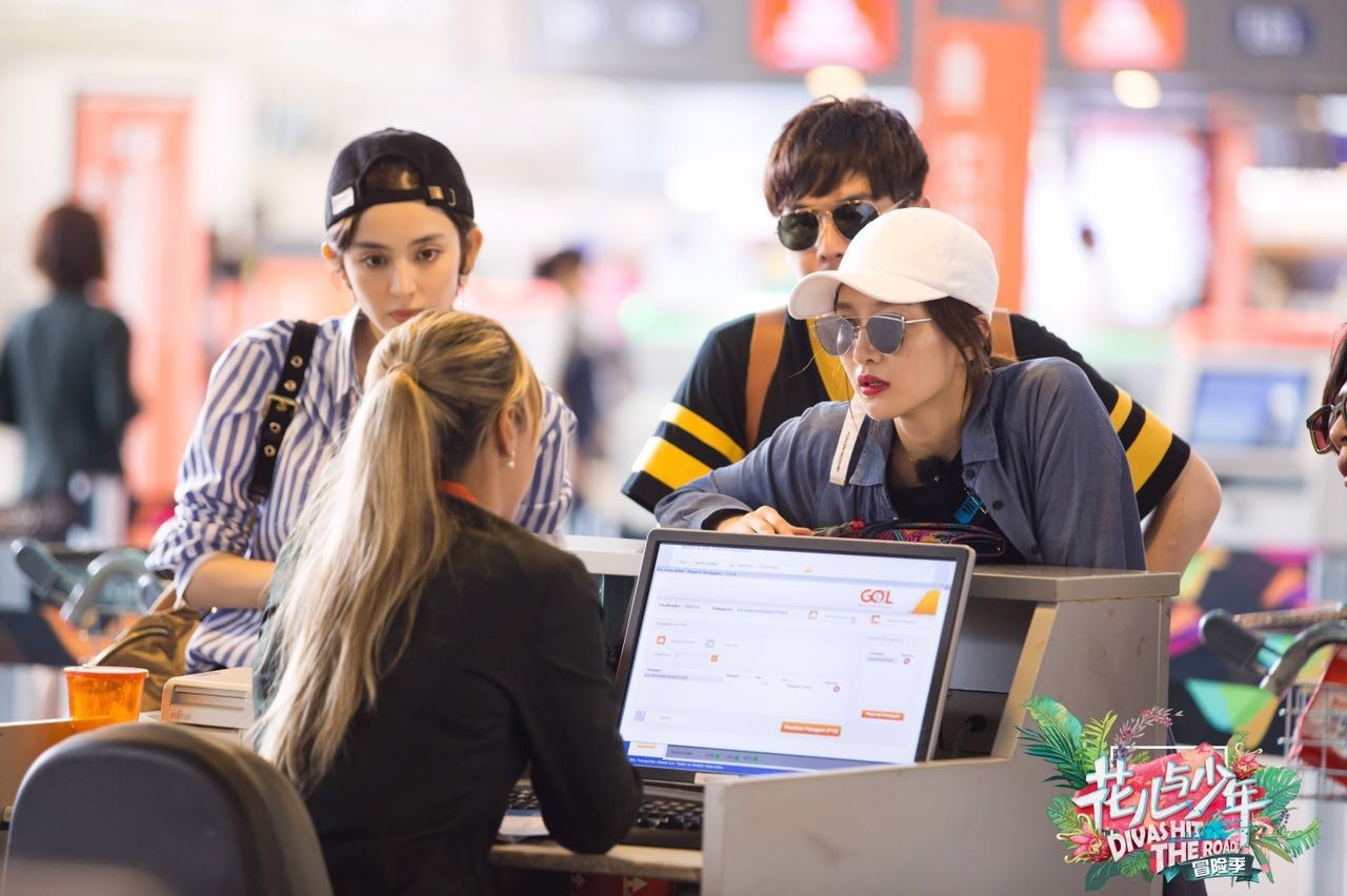 江疏影娜扎现场互相吐槽猝不及防,娜扎井柏然花少