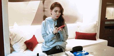 昆凌18岁颜到底用什么，同款50块效果5000块！