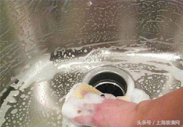 厕所不锈钢水槽清洁,不锈钢水槽如何清洗光亮如新