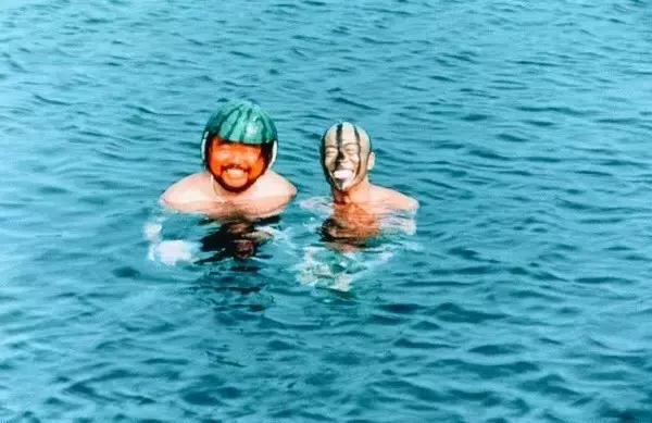 生活里还有哪些微妙的瞬间，像手指插进红豆堆一样爽