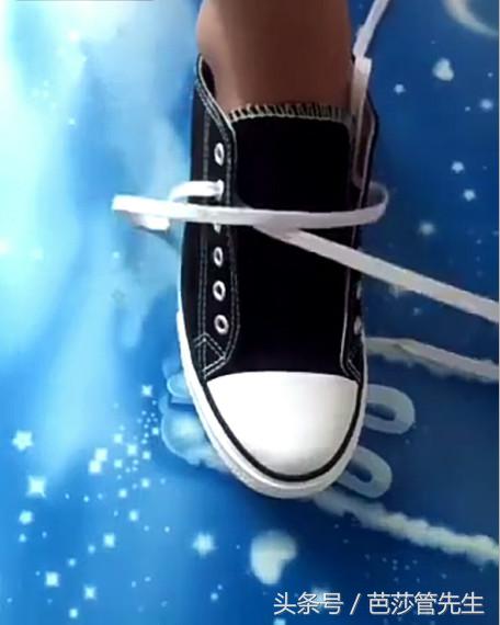 帆布鞋好看花式鞋带系法,帆布鞋也能走出高姿态