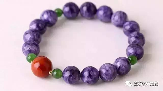 玉手串需要保养吗,玉石手串容易摔坏么