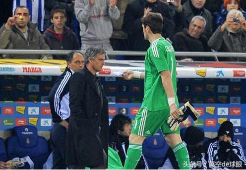 伊克尔卡西利亚斯集锦,卡西利亚斯个人简介