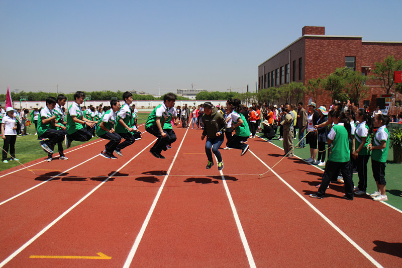 淡村初中校园文化展示暨“家校联谊”会