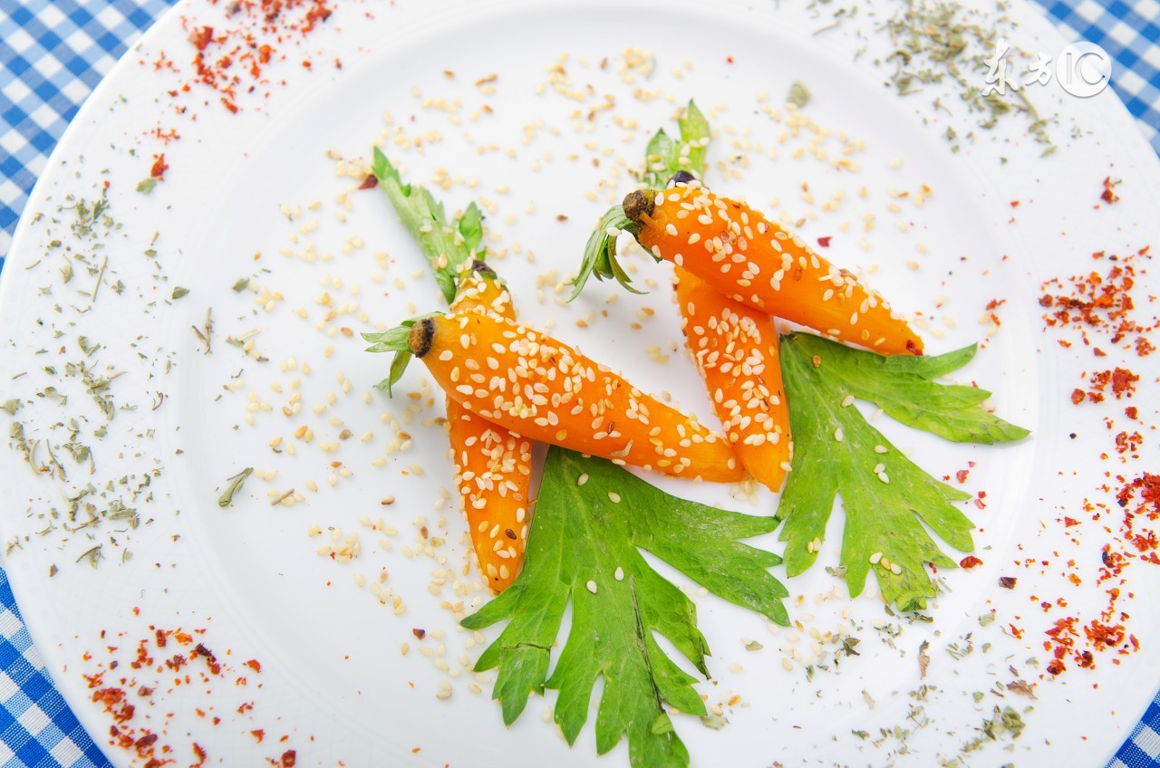 宝宝食物过敏的原因及解决方法,宝宝出现这些症状家长一定要关注