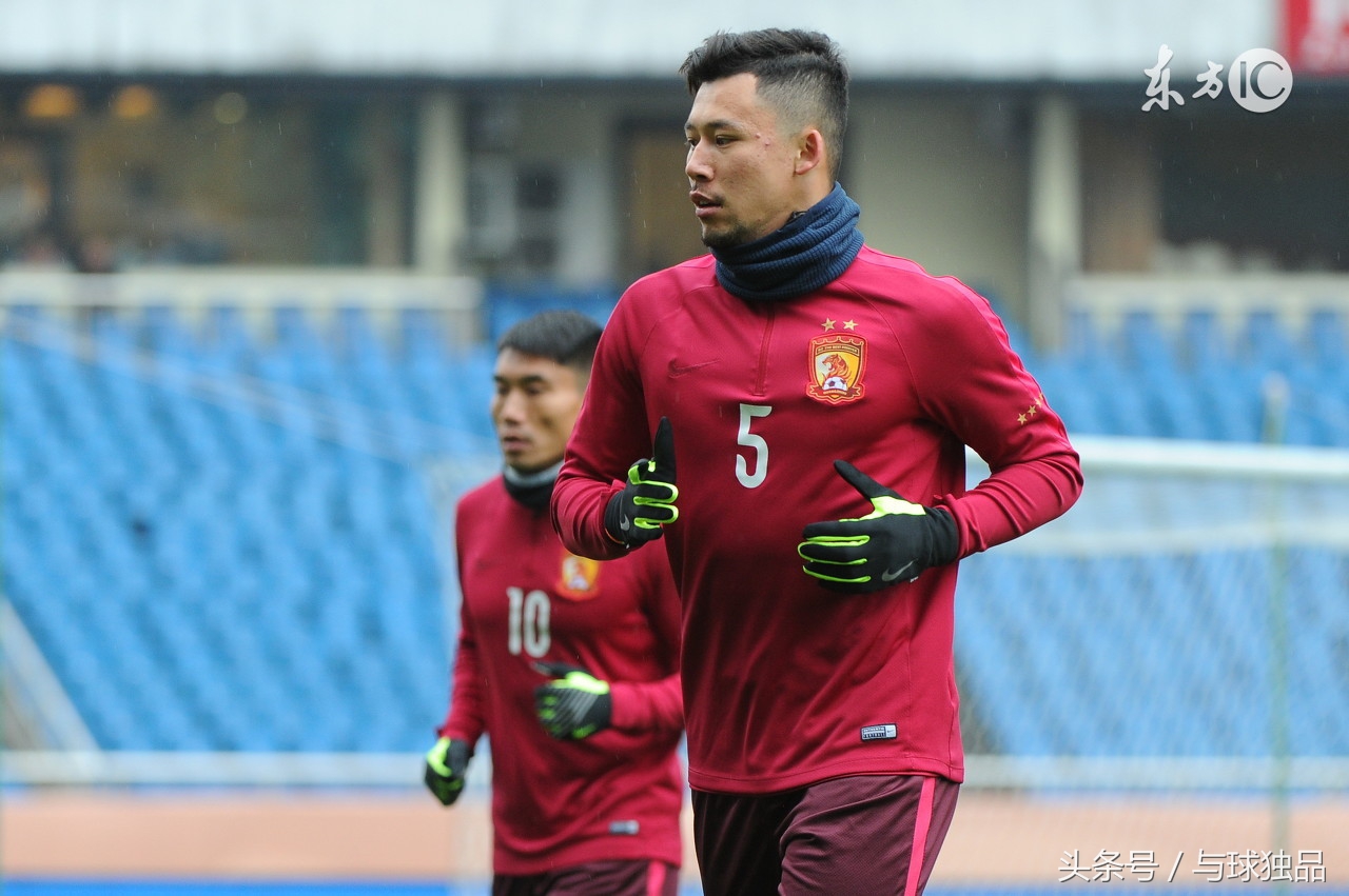 张琳芃纹身介绍,张琳芃为啥这么多纹身